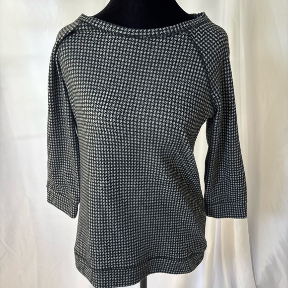 Tribal Black and Gray Houndstooth Top‎ Size Small - Picture 1 of 5